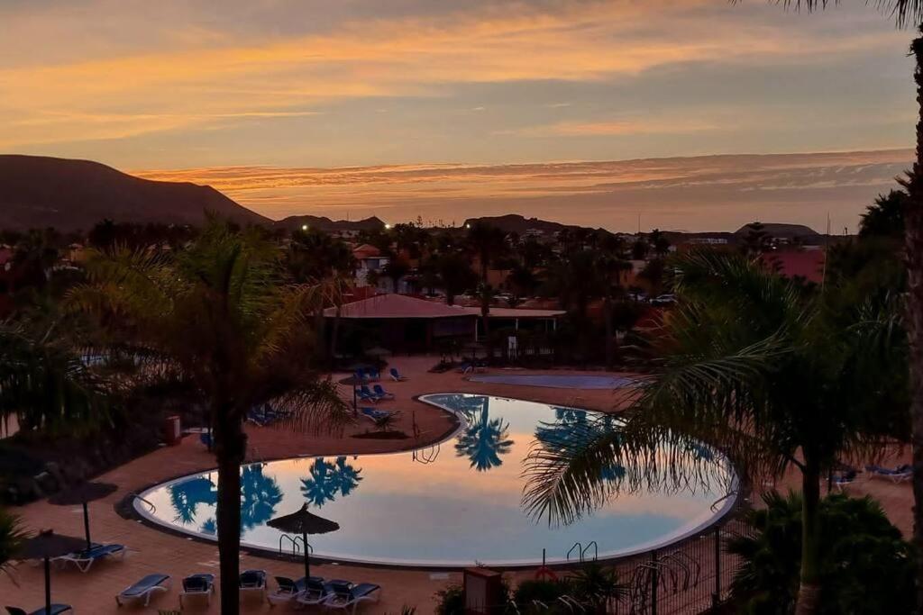 Appartamento Frangipani Con Terrazza E Piscina Corralejo Exterior photo